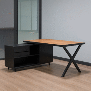Executive Table Est - 15