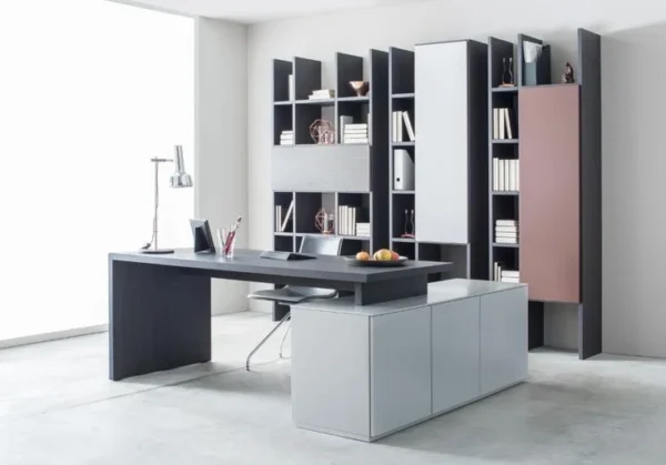 Executive Table Est - 11
