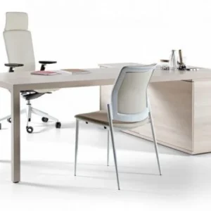 Executive Table Est - 18
